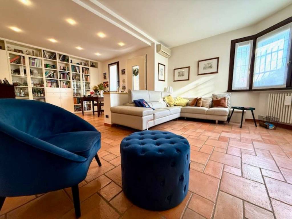 casa indipendente in vendita a Sassuolo