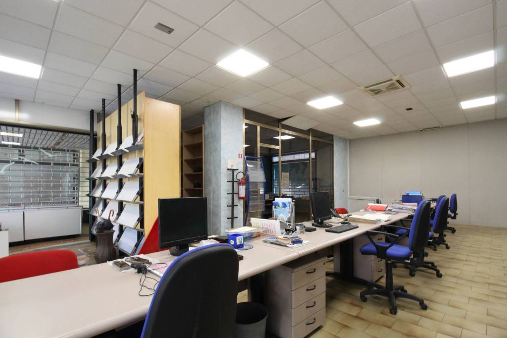 negozio in vendita a Sassuolo