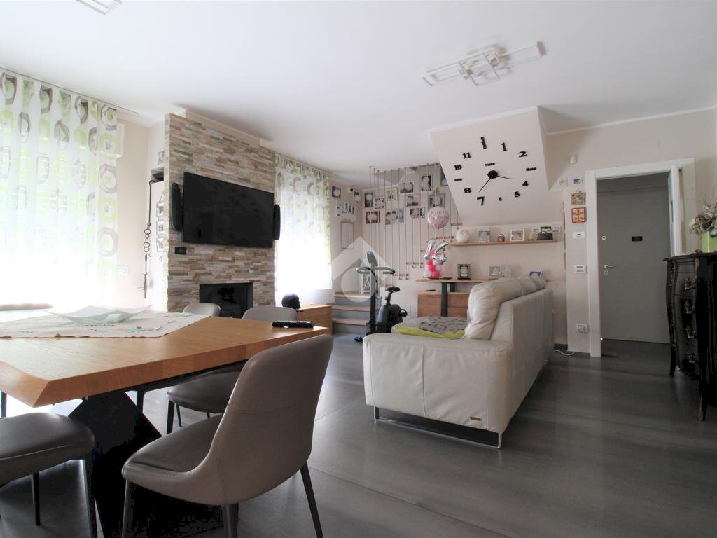 casa indipendente in vendita a Sassuolo