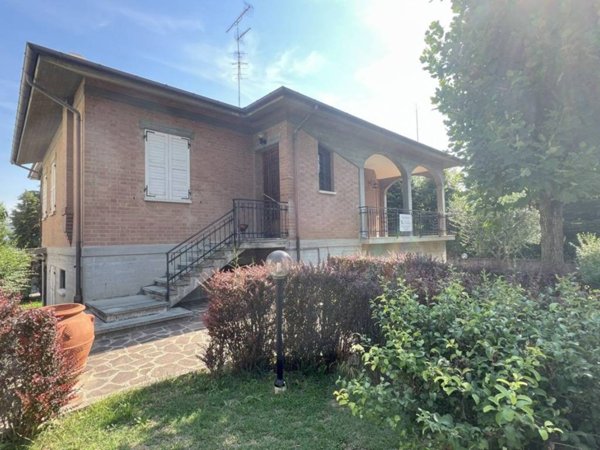 casa indipendente in vendita a Sassuolo