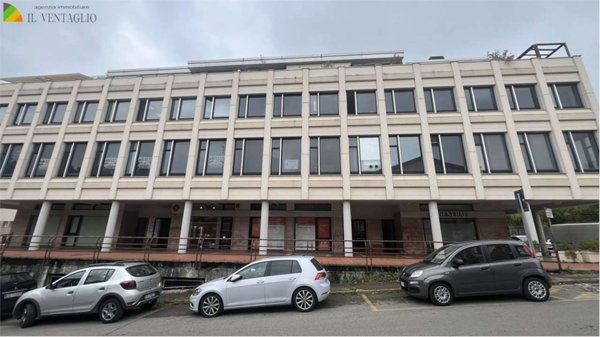 ufficio in vendita a Sassuolo in zona Centro Storico / San Giorgio