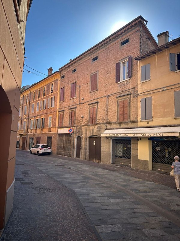 appartamento in vendita a Sassuolo in zona Centro Storico / San Giorgio