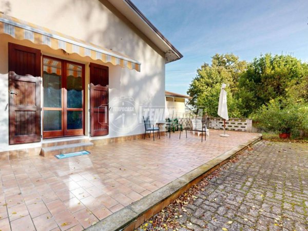 casa indipendente in vendita a Sassuolo in zona Montegibbio