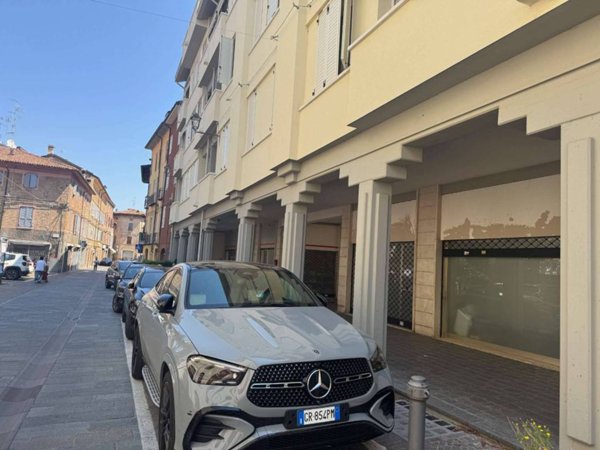 negozio in vendita a Sassuolo