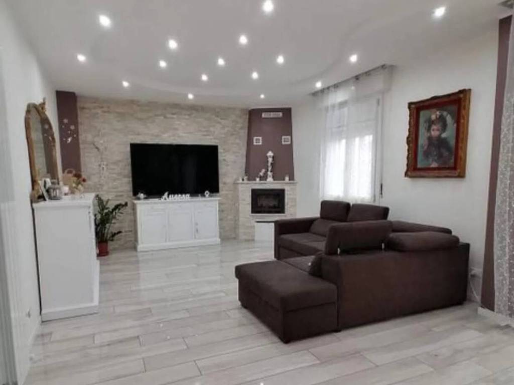 casa indipendente in vendita a Sassuolo