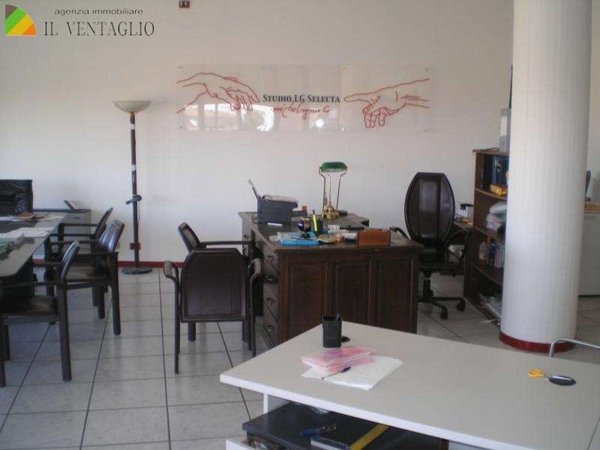 ufficio in vendita a Sassuolo
