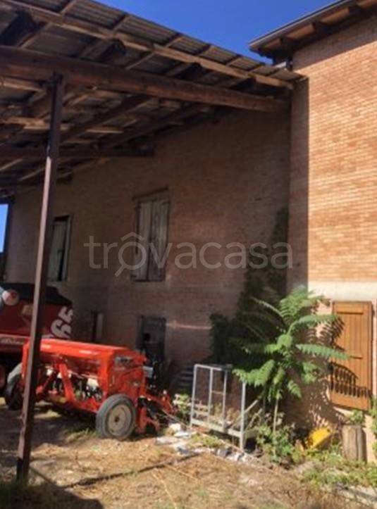 locale commerciale in vendita a Sassuolo