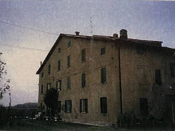 negozio in vendita a Sassuolo