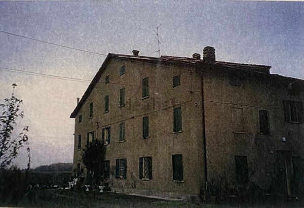 negozio in vendita a Sassuolo