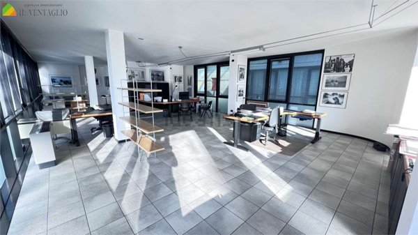 ufficio in vendita a Sassuolo