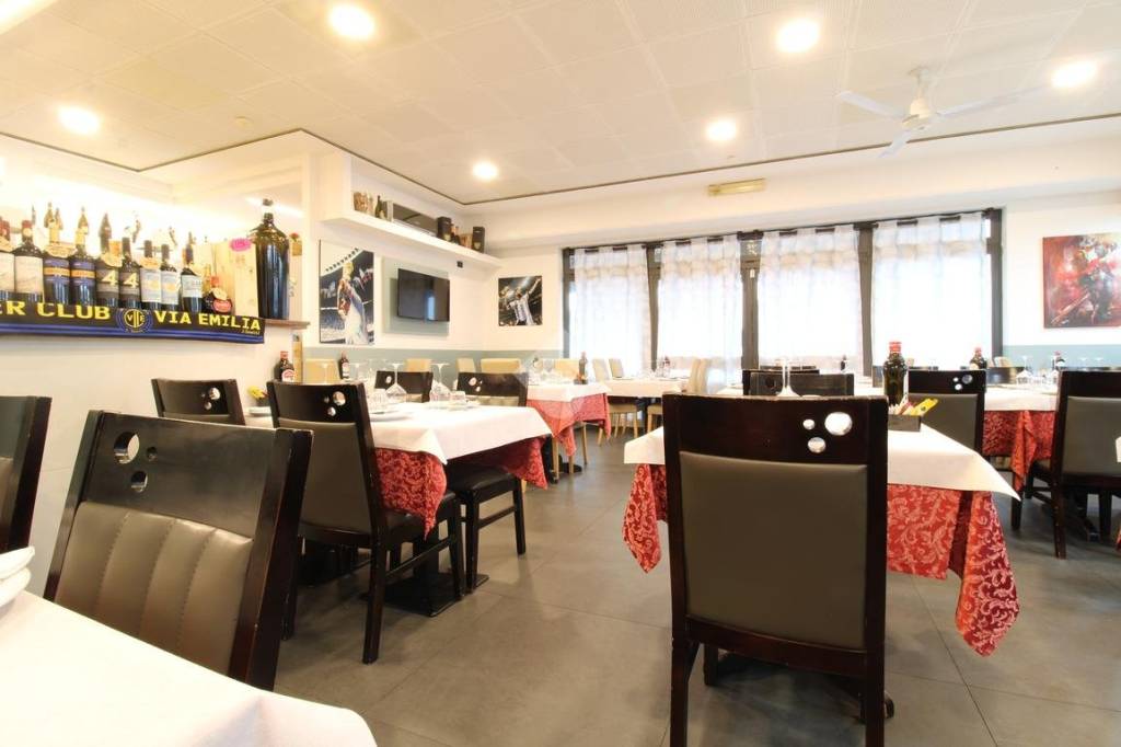 negozio in vendita a Sassuolo