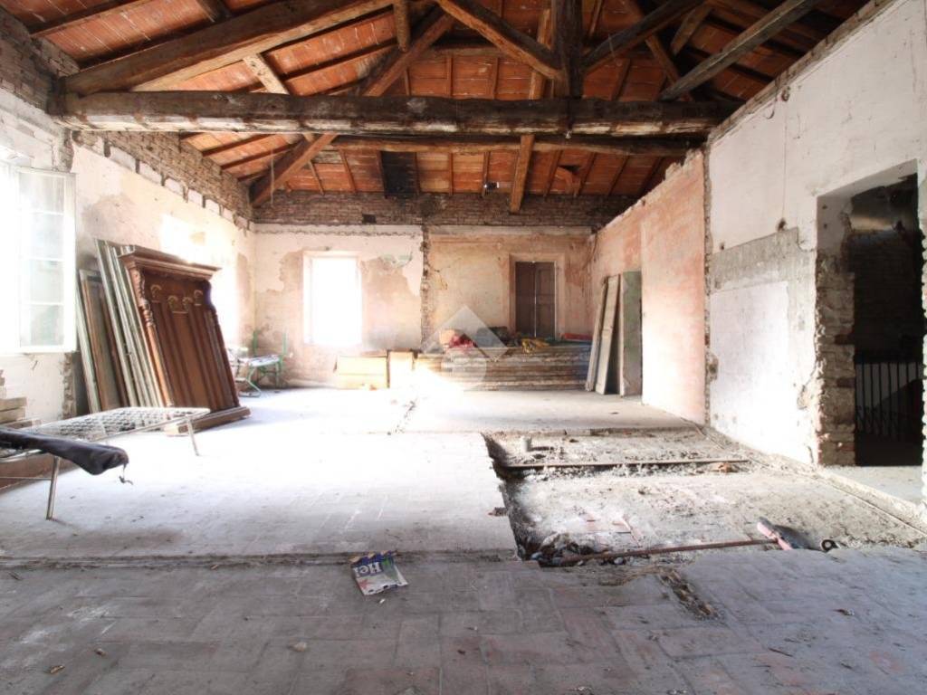 casa indipendente in vendita a Sassuolo in zona Centro Storico / San Giorgio