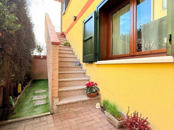 casa indipendente in vendita a Sassuolo
