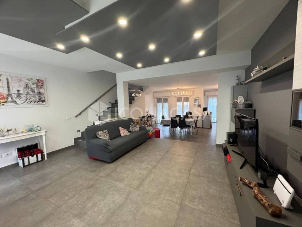 casa indipendente in vendita a Sassuolo