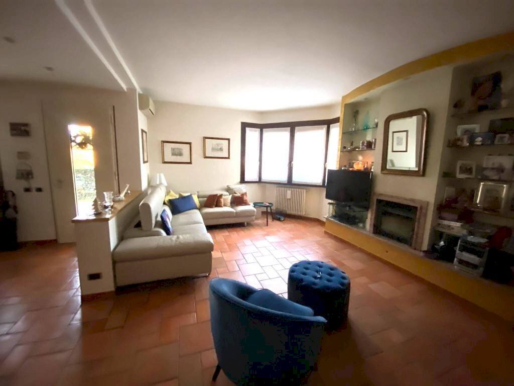 casa indipendente in vendita a Sassuolo