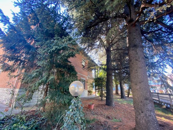 casa indipendente in vendita a Sassuolo