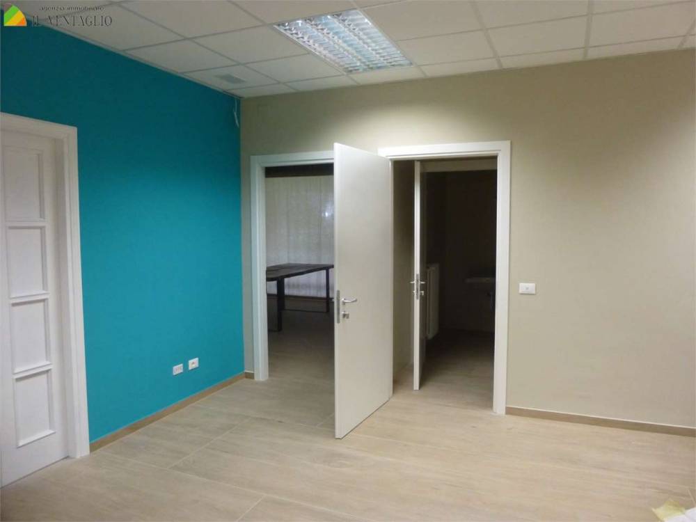 negozio in vendita a Sassuolo