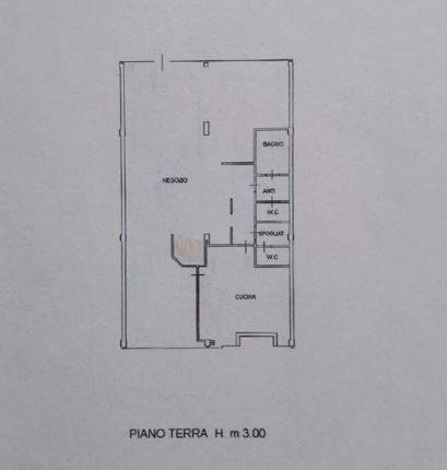 locale commerciale in vendita a Sassuolo