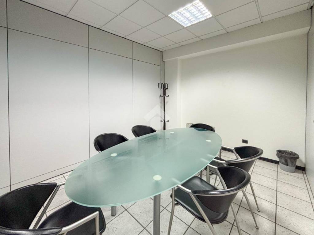 ufficio in vendita a Sassuolo