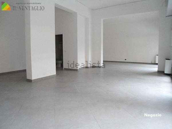 negozio in vendita a Sassuolo