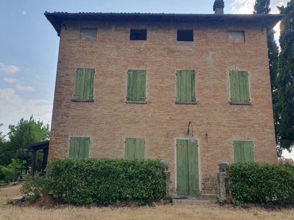 casa indipendente in vendita a Sassuolo in zona Montegibbio