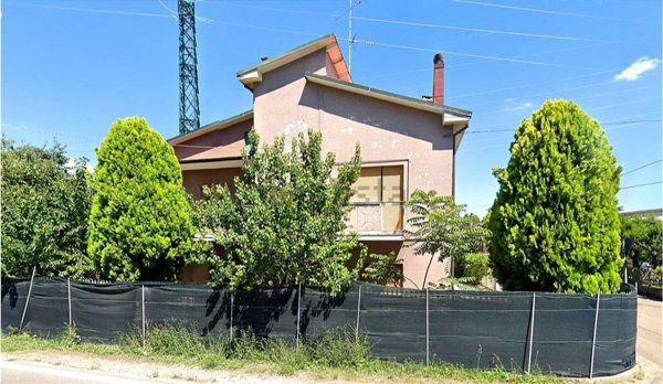 casa indipendente in vendita a Sassuolo