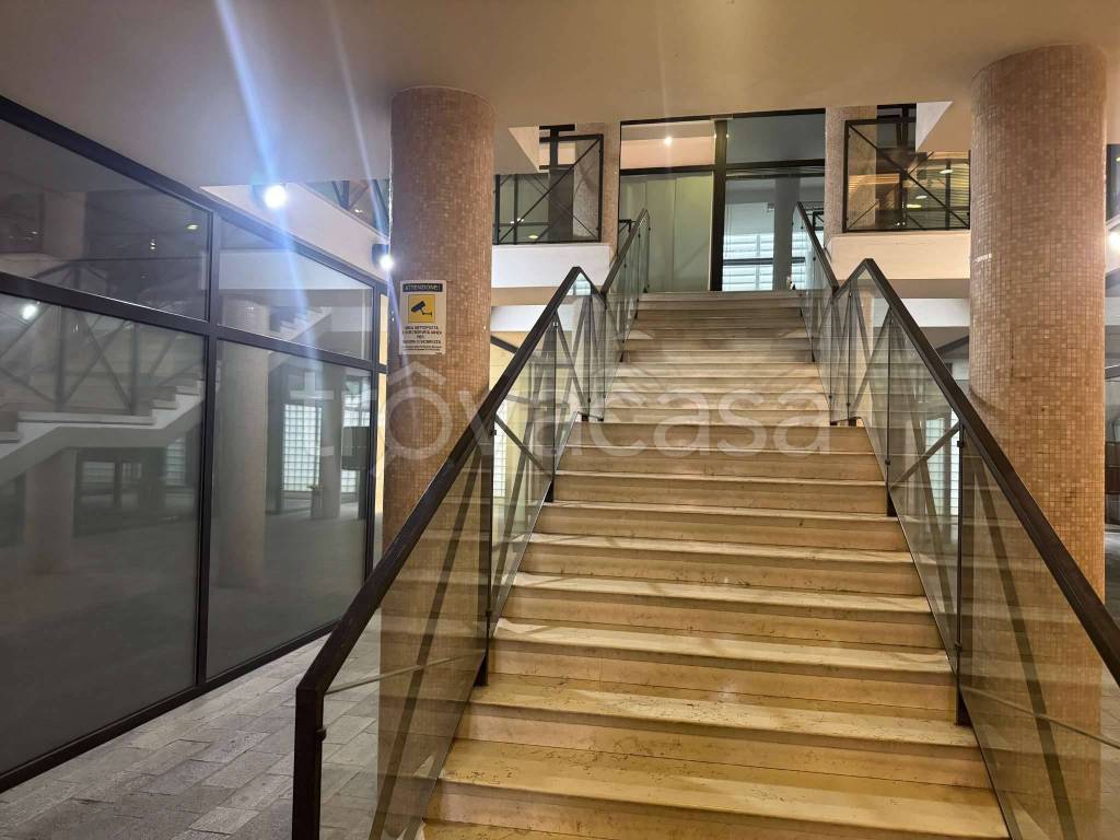 negozio in vendita a Sassuolo in zona Centro Storico / San Giorgio