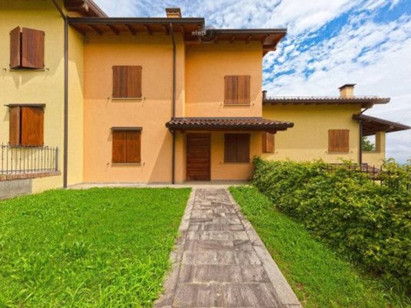 casa indipendente in vendita a Sassuolo