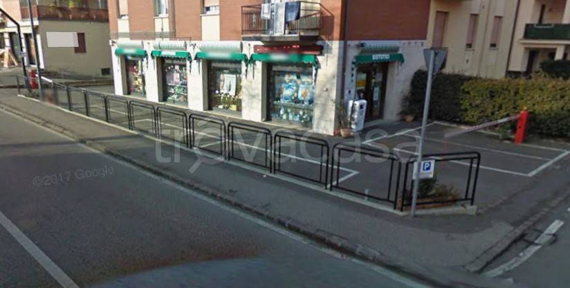 negozio in vendita a Sassuolo in zona Centro Storico / San Giorgio