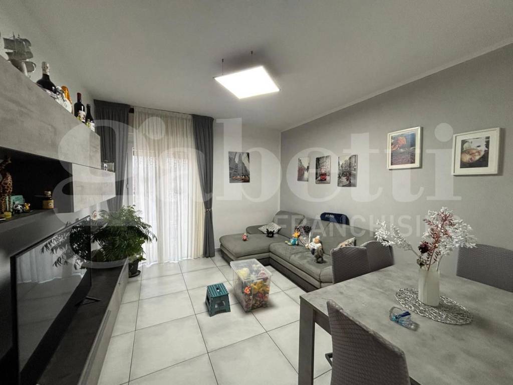 appartamento in vendita a Sassuolo in zona Centro Storico / San Giorgio