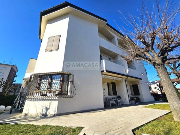 casa indipendente in vendita a Sassuolo