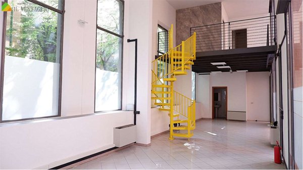 negozio in vendita a Sassuolo