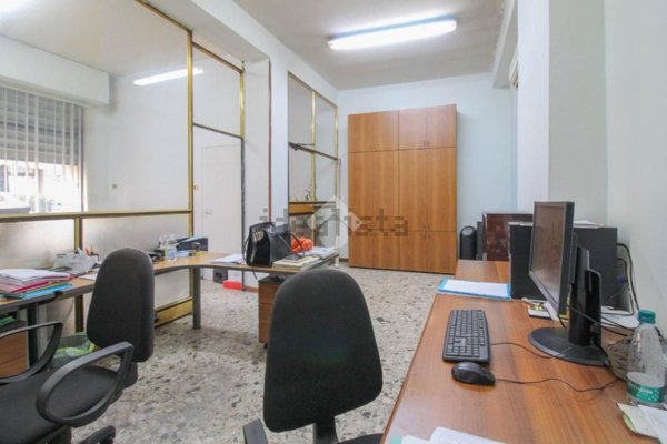 negozio in vendita a Sassuolo