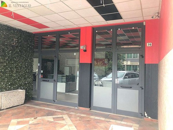 negozio in vendita a Sassuolo