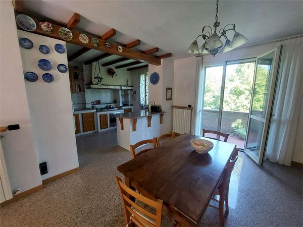 casa indipendente in vendita a Sassuolo in zona Centro Storico / San Giorgio