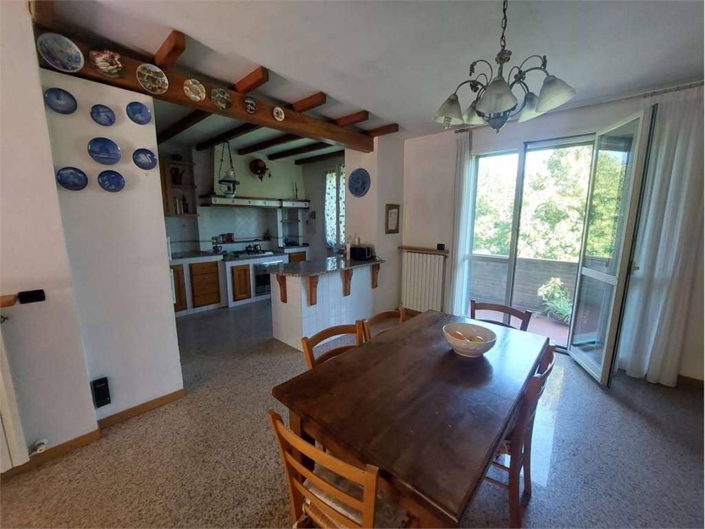 casa indipendente in vendita a Sassuolo in zona Centro Storico / San Giorgio