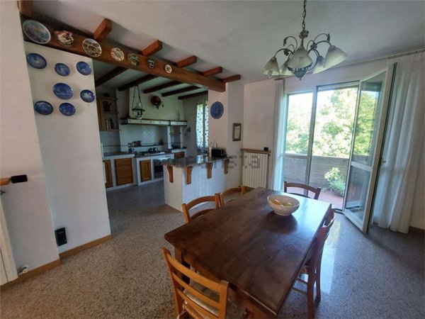 casa indipendente in vendita a Sassuolo in zona Salvarola Terme