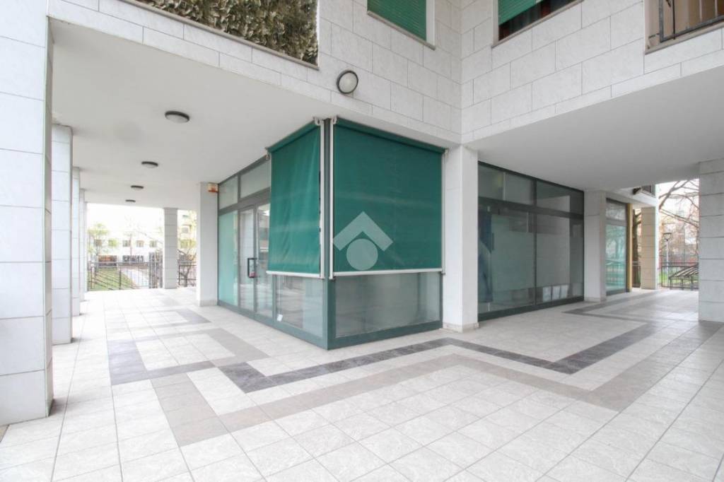 negozio in vendita a Sassuolo