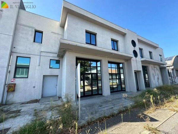 negozio in vendita a Sassuolo