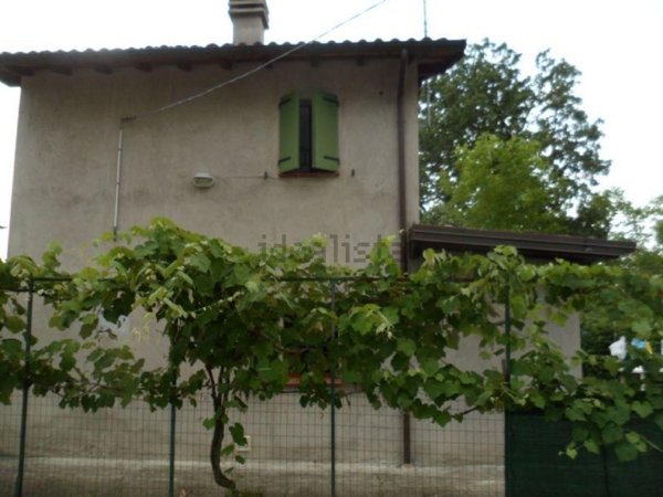 casa indipendente in vendita a Sassuolo