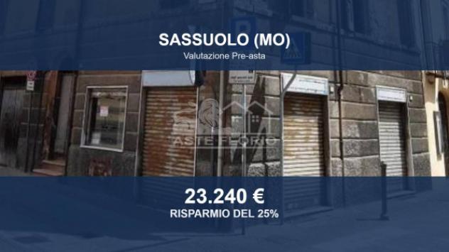 negozio in vendita a Sassuolo in zona Centro Storico / San Giorgio