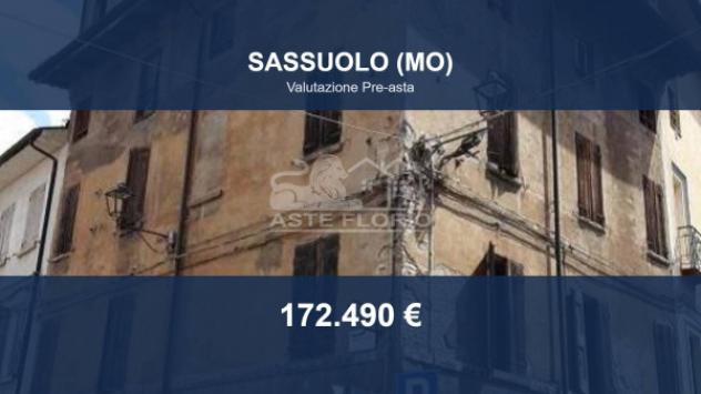 casa indipendente in vendita a Sassuolo in zona Centro Storico / San Giorgio