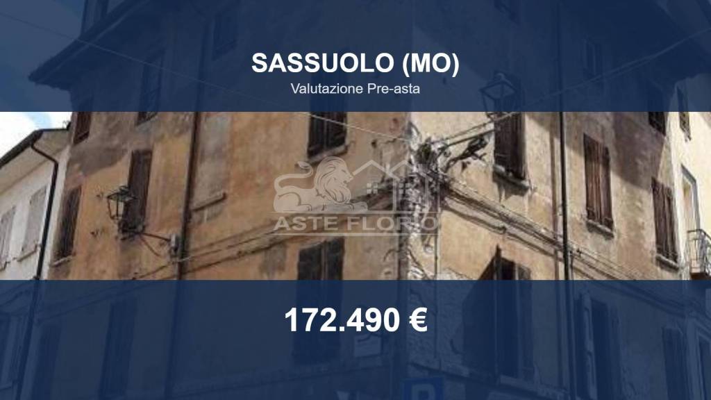 casa indipendente in vendita a Sassuolo in zona Centro Storico / San Giorgio
