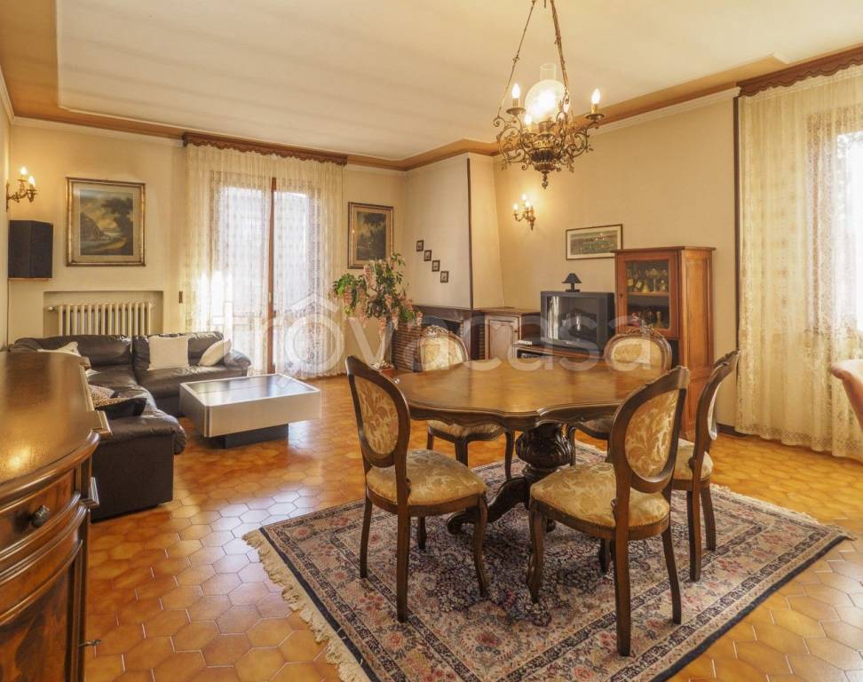 casa indipendente in vendita a Sassuolo