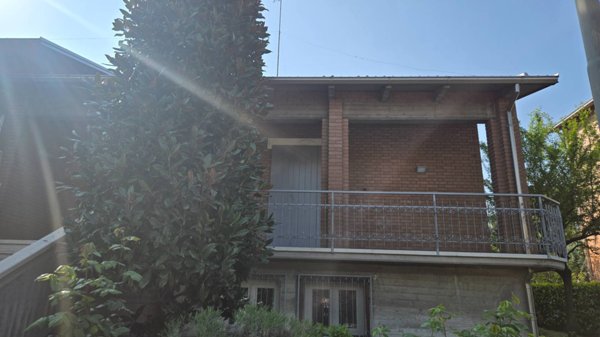 casa indipendente in vendita a Sassuolo