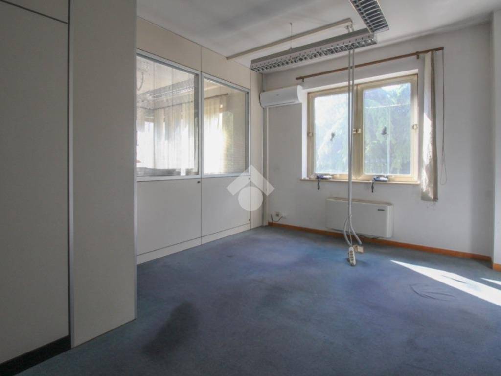 ufficio in vendita a Sassuolo