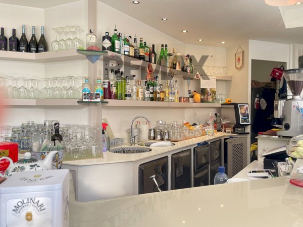 negozio in vendita a Sassuolo in zona Centro Storico / San Giorgio