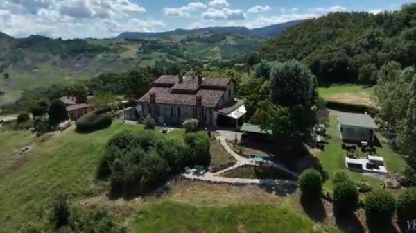 casa indipendente in vendita a Sassuolo in zona Salvarola Terme