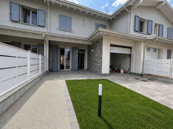 casa indipendente in vendita a Sassuolo