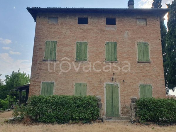 casa indipendente in vendita a Sassuolo in zona Montegibbio